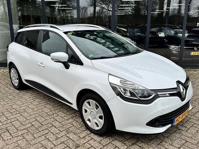 Occasion Renault Clio GrandTour Expression 90 PK (66 kW) 2015 Wit Stationwagen