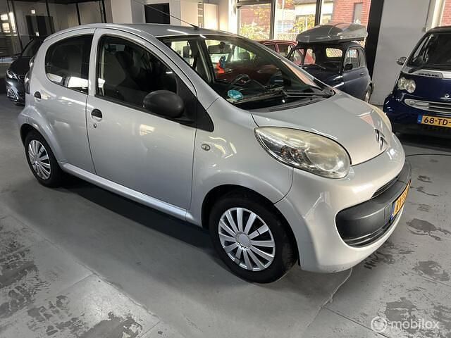 Grijs Occasion 2006 Citroën C1 Hatchback | € 1.450 (Eerlijke prijs) - Afbeelding 1/4