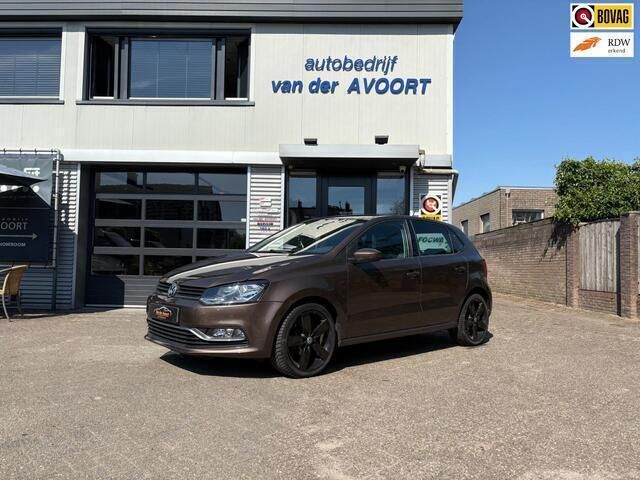 Bruin Gebruikt 2014 VW Polo Edition Hatchback | € 6.450 (Eerlijke prijs) - Afbeelding 1/4