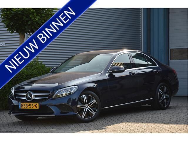 Blauw Gebruikt 2021 Mercedes C180 Avantgarde Sedan | € 30.750 - Afbeelding 1/4