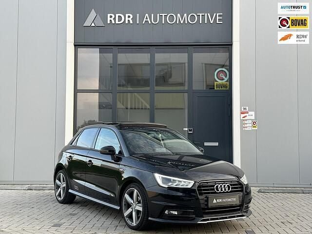 Zwart Gebruikt 2018 Audi A1 Sportback S-Line Hatchback | € 15.949 (Eerlijke prijs) - Afbeelding 1/4