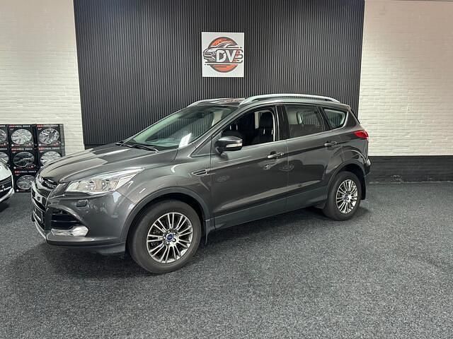 Grijs Gebruikt 2015 Ford Kuga Titanium SUV | € 12.445 (Eerlijke prijs) - Afbeelding 1/4