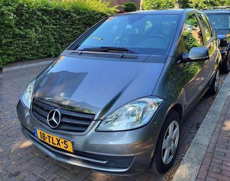 Grijs Gebruikt 2012 Mercedes A160 Business Stationwagen | € 4.790 (Goede deal) - Afbeelding 1/4