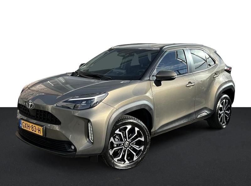 Groen Gebruikt 2024 Toyota Yaris Comfort SUV | € 29.935 - Afbeelding 1/4