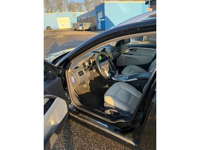 Occasion Volvo V70 Momentum 180 PK (132 kW) 2011 Zwart Stationwagen