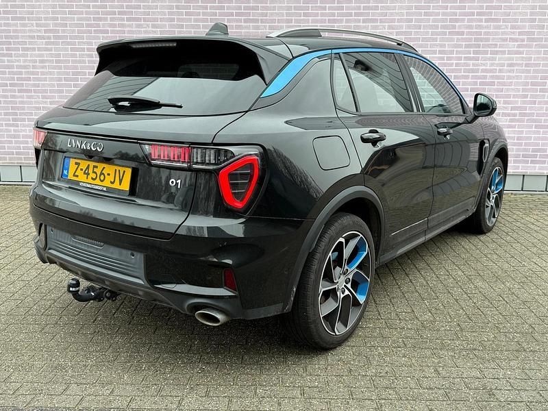 Occasion Lynk & Co 01 262 PK (192 kW) 2022 Zwart SUV