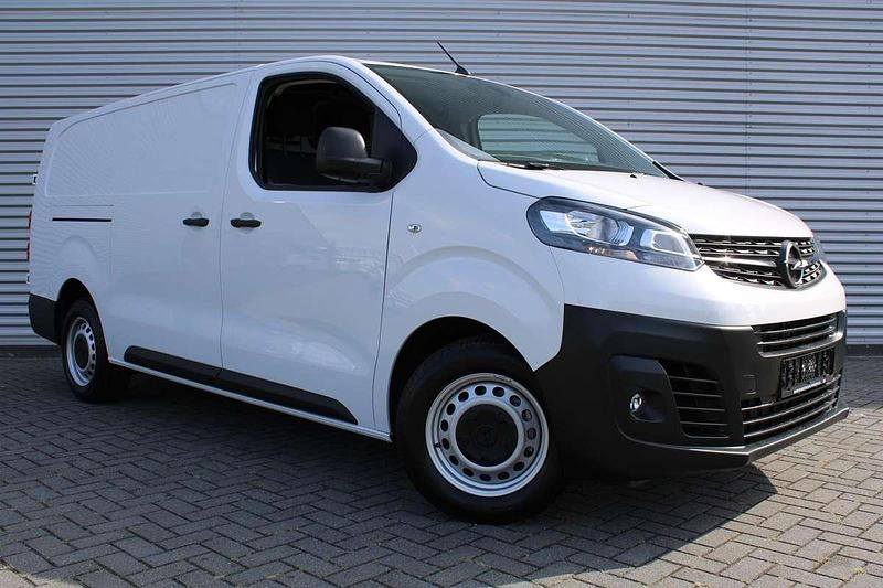 Occasion Opel Vivaro S 145 PK (106 kW) 2023 Wit MPV