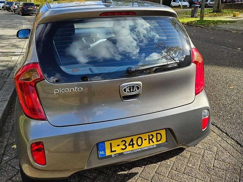 Occasion Kia Picanto Comfort 69 PK (50 kW) 2011 Grijs Hatchback