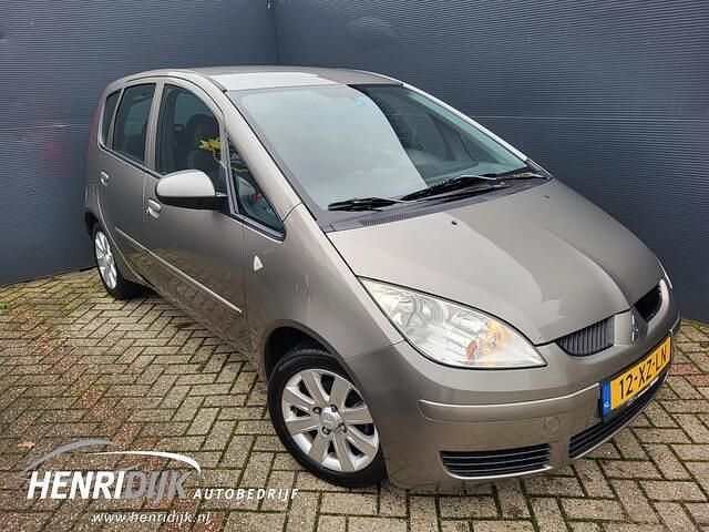 Grijs Gebruikt 2007 Mitsubishi Colt Invite Hatchback | € 2.450 (Eerlijke prijs) - Afbeelding 1/4
