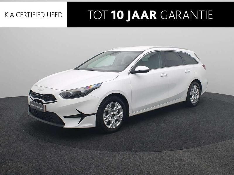 Wit Gebruikt 2022 Kia Ceed Sportswagon Stationwagen | € 24.940 (Iets duurder) - Afbeelding 1/4