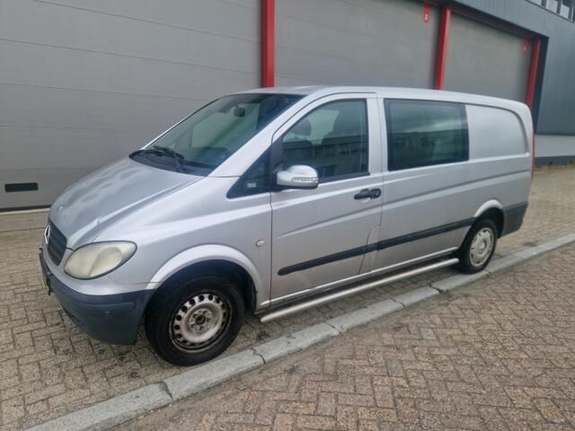 Grijs Gebruikt 2006 Mercedes Vito MPV | € 3.300 (Goede deal) - Afbeelding 1/4