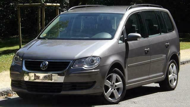 Grijs Gebruikt 2008 VW Touran MPV | € 3.990 - Afbeelding 1/4