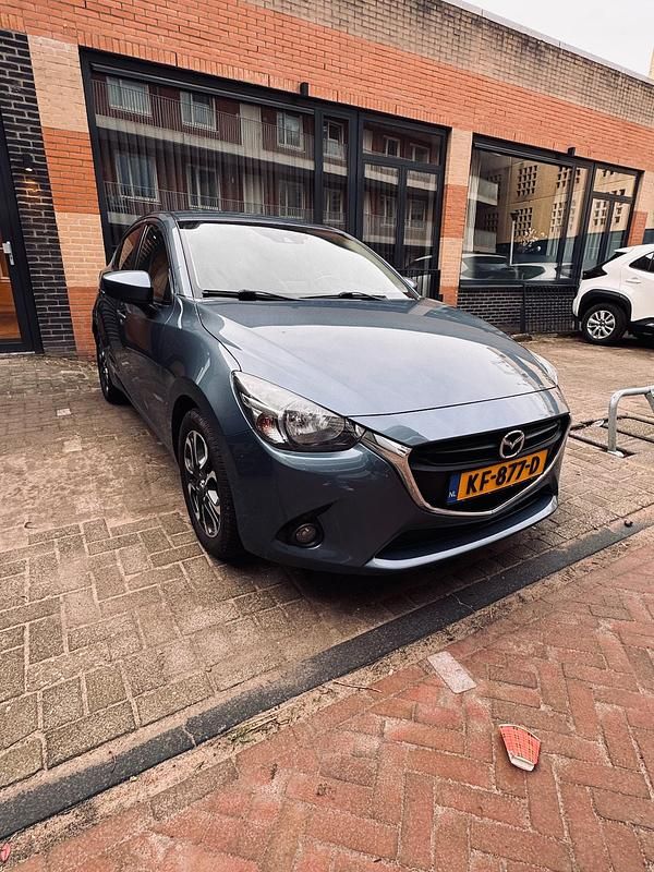 Blauw Gebruikt 2016 Mazda 2 Hatchback | € 9.985 (Eerlijke prijs) - Afbeelding 1/4