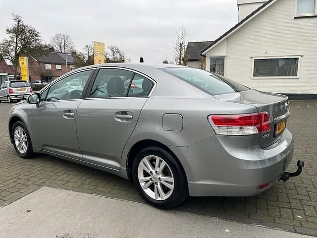 Occasion Toyota Avensis 153 PK (112 kW) 2010 Grijs Sedan