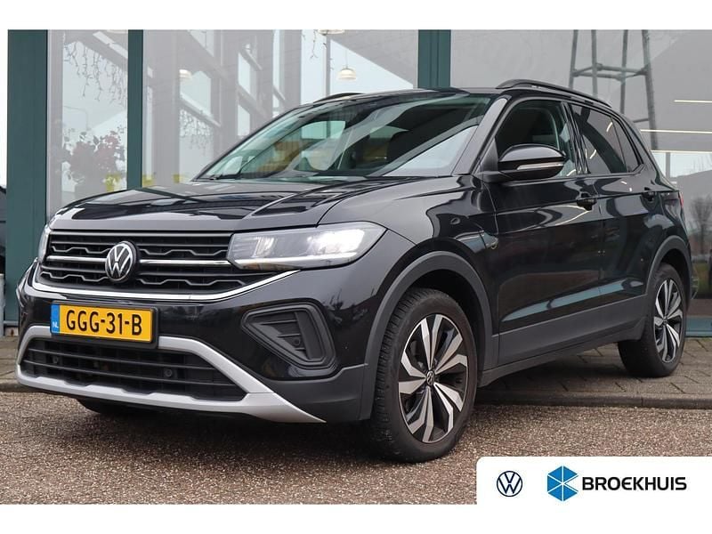 Zwart Gebruikt 2024 VW T-Cross Edition SUV | € 26.395 (Iets duurder) - Afbeelding 1/4