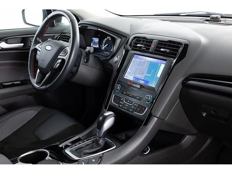 Occasion Ford Mondeo ST-Line 140 PK (102 kW) 2021 Zwart Sedan