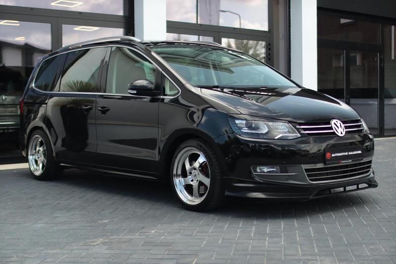 Zwart Gebruikt 2012 VW Sharan Highline MPV | € 22.440 (Duur) - Afbeelding 1/4