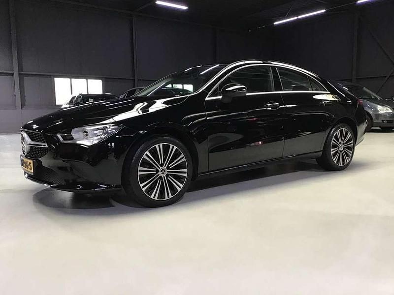 Occasion Mercedes CLA250e Business 161 PK (118 kW) 2022 Zwart Sedan