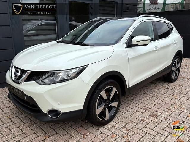 Wit (metallic) Occasion 2015 Nissan Qashqai Premium Edition SUV | € 7.950 (Eerlijke prijs) - Afbeelding 1/4