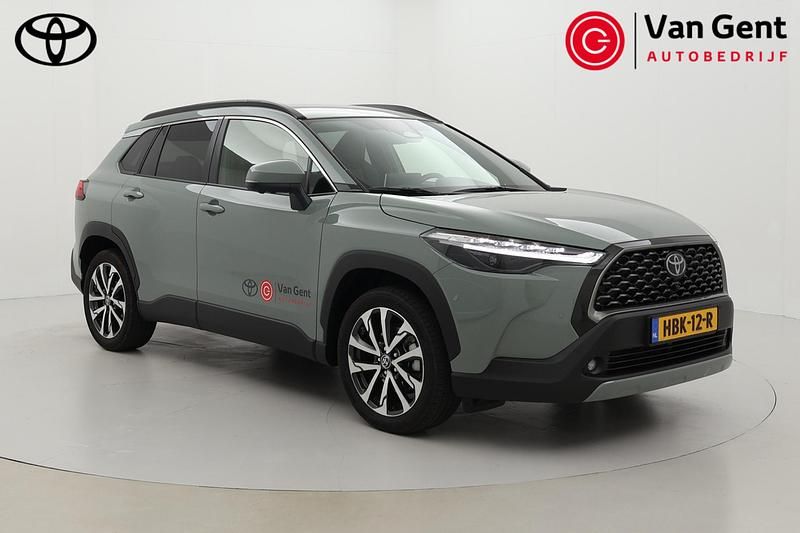 Groen Gebruikt 2025 Toyota Corolla Cross Executive SUV | € 44.999 (Duur) - Afbeelding 1/4