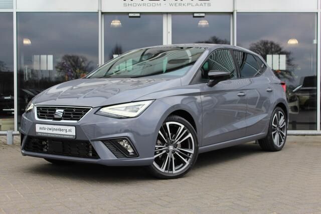 Grijs Gebruikt 2024 Seat Ibiza FR Hatchback | € 23.950 (Iets duurder) - Afbeelding 1/4