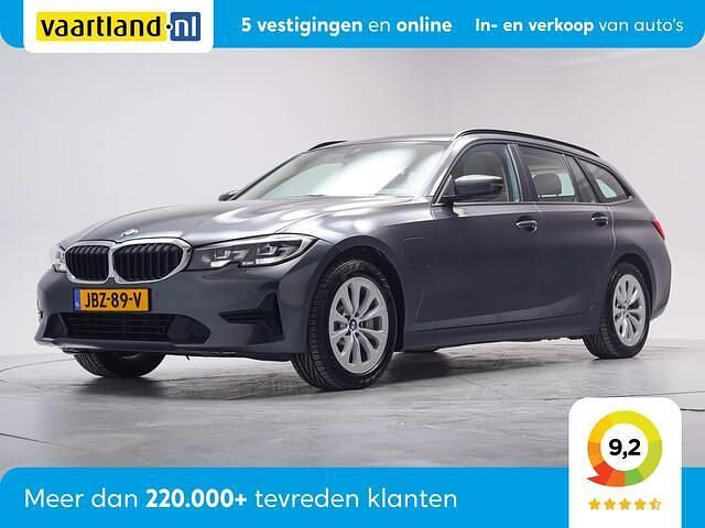Grijs Gebruikt 2021 BMW 330 Executive Stationwagen | € 23.945 (Super prijs) - Afbeelding 1/4