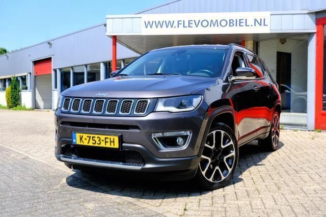 Grijs Gebruikt 2020 Jeep Compass Limited SUV | € 19.950 (Eerlijke prijs) - Afbeelding 1/4