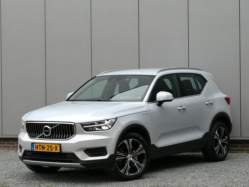 Grijs Gebruikt 2021 Volvo XC40 Inscription SUV | € 25.999 (Super prijs) - Afbeelding 1/4