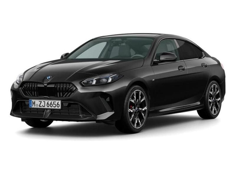 Saphirschwarz metallic (zwart metallic) Gebruikt 2025 BMW 220 Comfort Edition Coupé | € 55.552 - Afbeelding 1/4