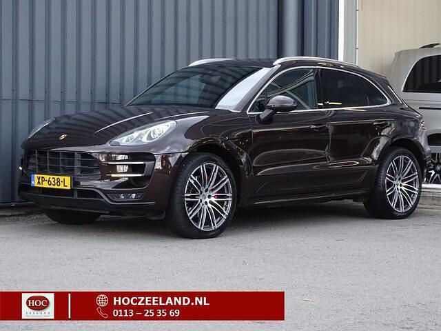 Bruin Gebruikt 2014 Porsche Macan Turbo SUV | € 36.945 (Eerlijke prijs) - Afbeelding 1/4