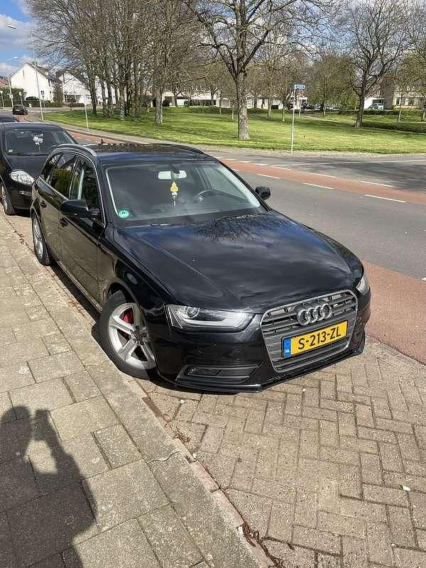 Zwart Gebruikt 2012 Audi A4 Stationwagen | € 10.000 (Eerlijke prijs) - Afbeelding 1/4
