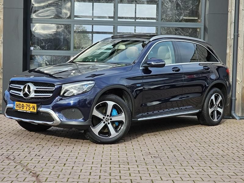 Blauw Gebruikt 2017 Mercedes GLC350 Business SUV | € 26.950 (Eerlijke prijs) - Afbeelding 1/4