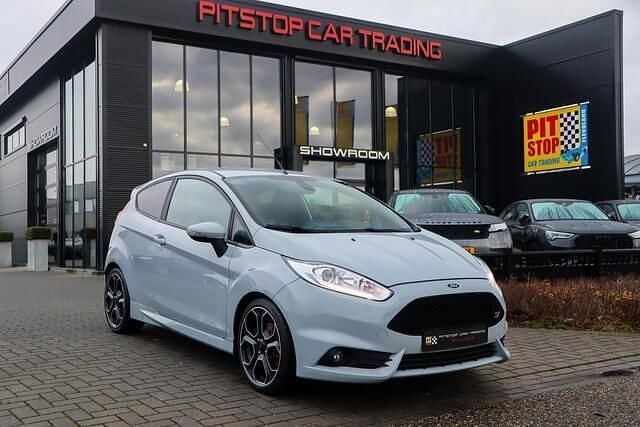 Overige Gebruikt 2016 Ford Fiesta ST200 Hatchback | € 17.950 - Afbeelding 1/3