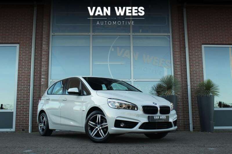 Wit Gebruikt 2017 BMW 216 Active Tourer Executive MPV | € 13.450 (Eerlijke prijs) - Afbeelding 1/3