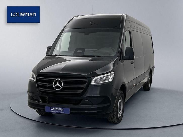 Zwart Gebruikt 2024 Mercedes Sprinter Van | € 51.745 - Afbeelding 1/4
