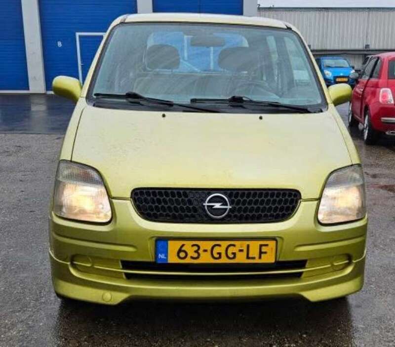 Geel Gebruikt 2000 Opel Agila Comfort MPV | € 600 (Eerlijke prijs) - Afbeelding 1/4