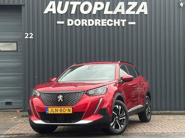 Rood Occasion 2020 Peugeot 2008 Allure SUV | € 16.445 (Goede deal) - Afbeelding 1/4
