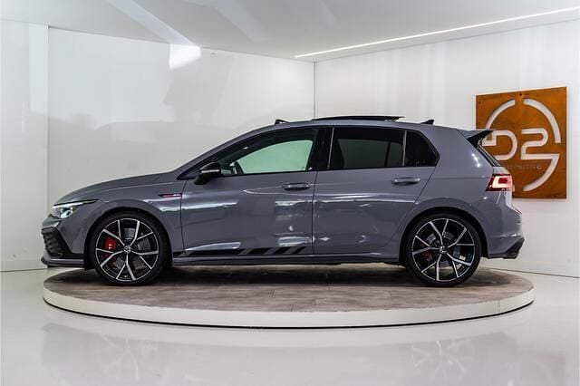 Grijs Gebruikt 2022 VW Golf VIII GTI Clubsport Hatchback | € 41.980 (Eerlijke prijs) - Afbeelding 1/4