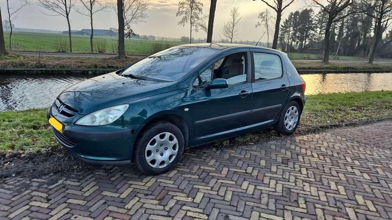 Occasion Peugeot 307 88 PK (64 kW) 2004 Groen Hatchback