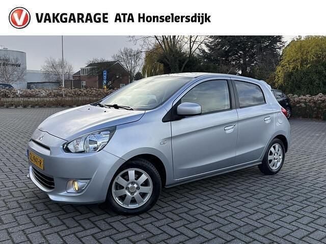 Grijs Occasion 2015 Mitsubishi Space Star Hatchback | € 9.750 (Duur) - Afbeelding 1/4