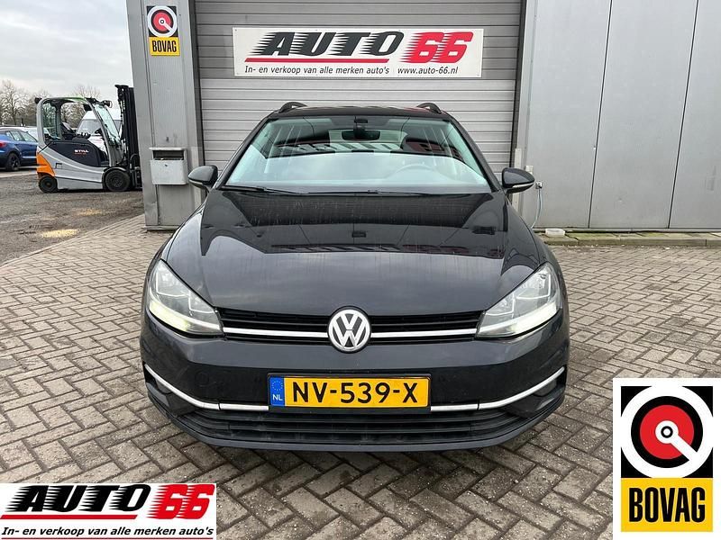 Occasion VW Golf VII Comfortline 110 PK (80 kW) 2017 Zwart Stationwagen