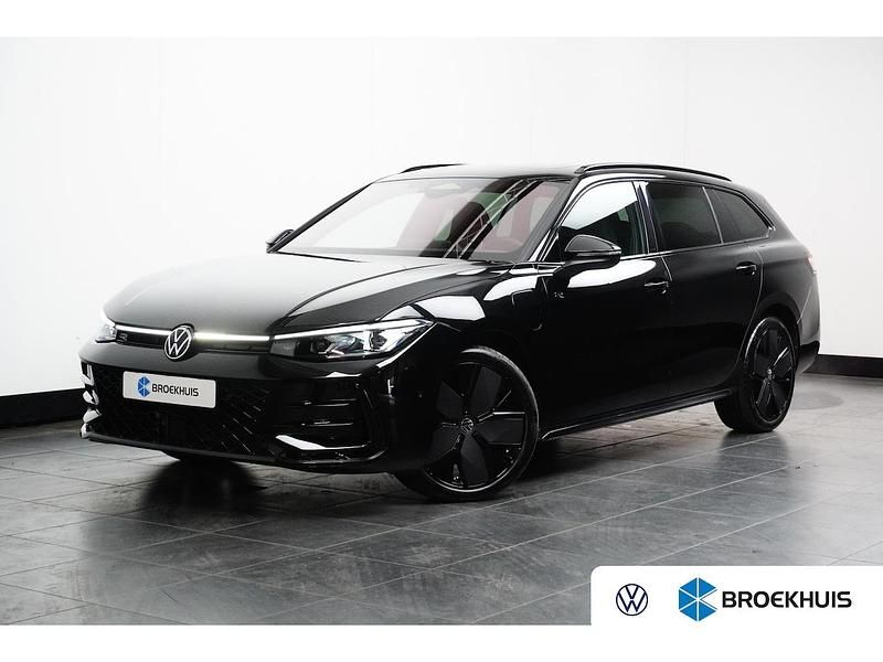 Occasion VW Passat Business 272 PK (200 kW) 2024 Zwart Stationwagen
