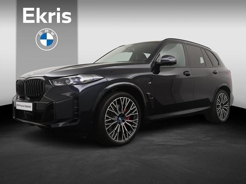 Zwart Occasion 2023 BMW X5 M Sport SUV | € 86.900 (Eerlijke prijs) - Afbeelding 1/4