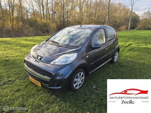 Grijs Gebruikt 2009 Peugeot 107 Hatchback | € 2.999 (Eerlijke prijs) - Afbeelding 1/4