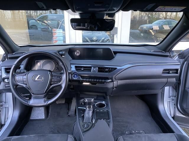 Occasion Lexus UX 250h Business Edition 109 PK (80 kW) 2019 Grijs SUV