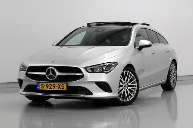Occasion Mercedes CLA180 Shooting Brake Luxury 136 PK (100 kW) 2023 Grijs (metallic) Stationwagen