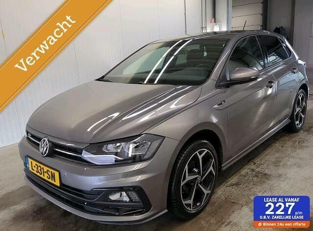 Grijs Gebruikt 2021 VW Polo Highline Hatchback | € 16.500 (Eerlijke prijs) - Afbeelding 1/4