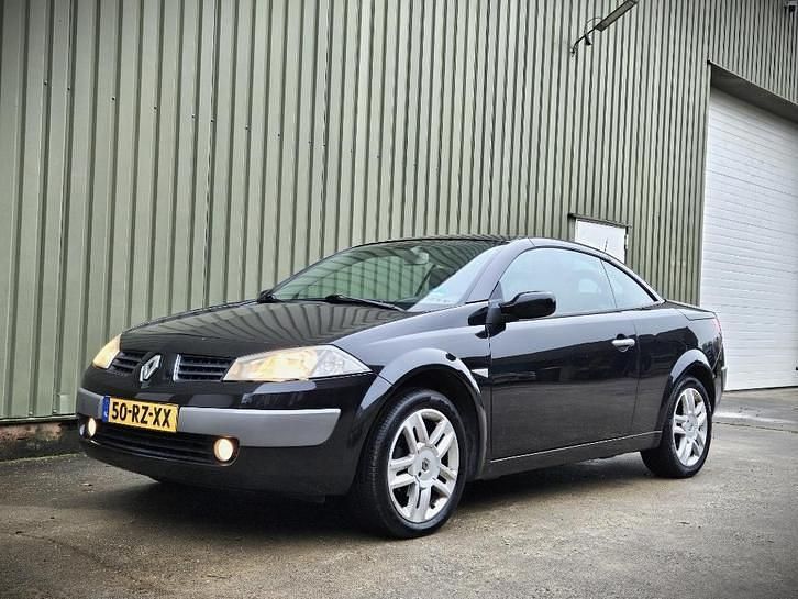 Gebruikt 2005 Renault Mégane II | € 1.950 (Eerlijke prijs) - Afbeelding 1/4