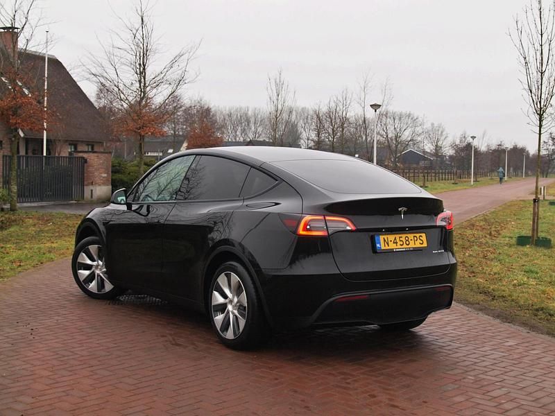 Occasion Tesla Model Y Long Range AWD 11 kW (15 PK) 2021 Zwart SUV