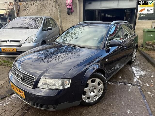 Blauw Gebruikt 2004 Audi A4 Proline Stationwagen | € 1.499 (Eerlijke prijs) - Afbeelding 1/4